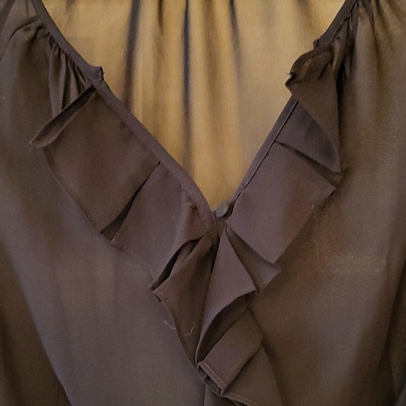 ❤️ Worthington size medium sheer black button-up blouse - Picture 2 of 5